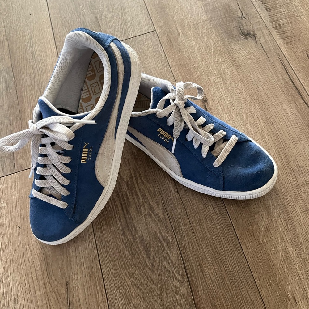 Puma sneakers